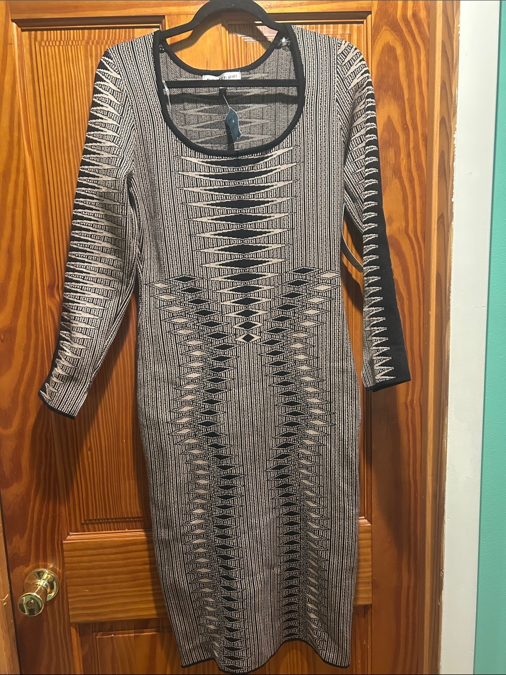 Madden Girl Black and Cream Geometric Long Sleeve Bodycon Dress